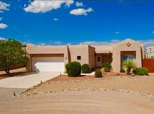 841 Nightglow Ave NE, Rio Rancho, NM 87144