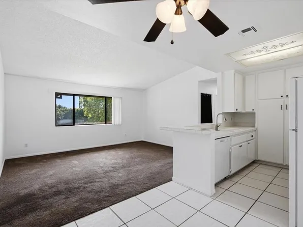 31200 Landau Blvd APT 1504, Cathedral City, CA 92234