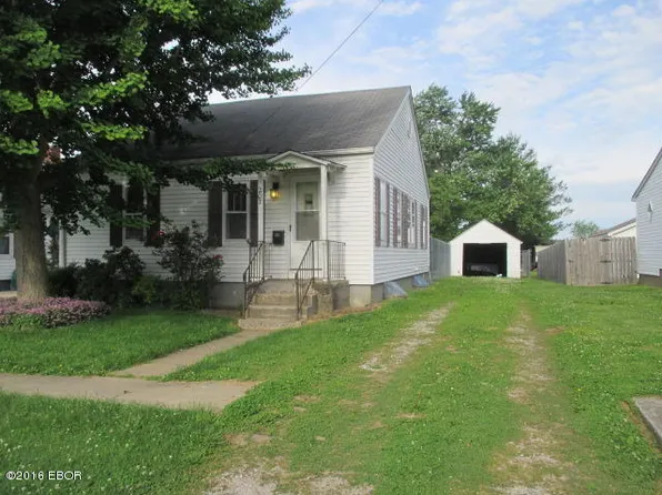 207 Grand St, Anna, IL 62906
