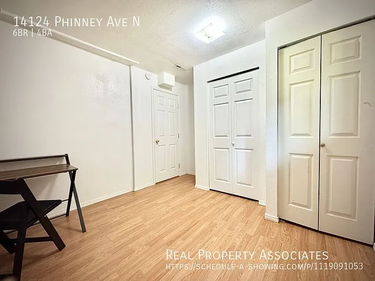 14124 Phinney Ave N — Photo 44