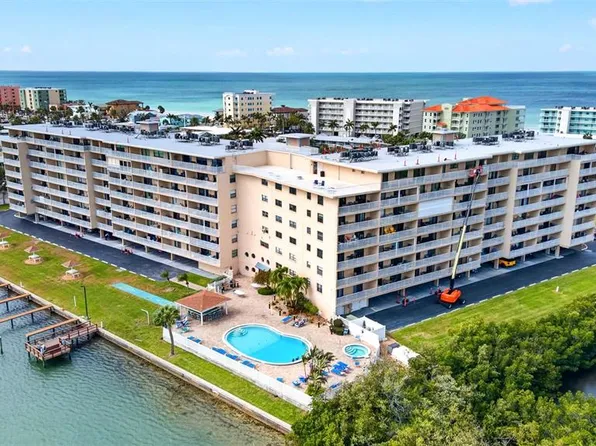 19451 Gulf Blvd APT 204, Indian Shores, FL 33785