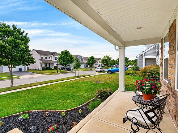 3rd image of 2389 Sky Valley Dr