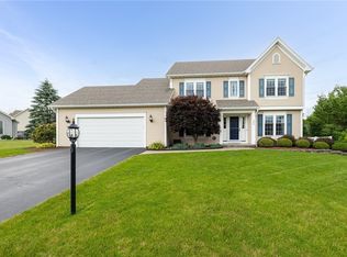 905 Taylor Rise, Victor, NY 14564