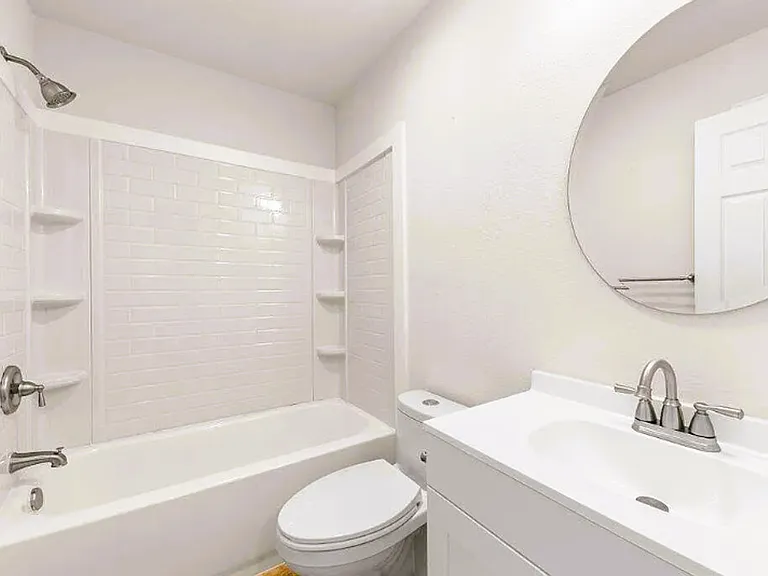 1449 N Moonstone — Photo 9