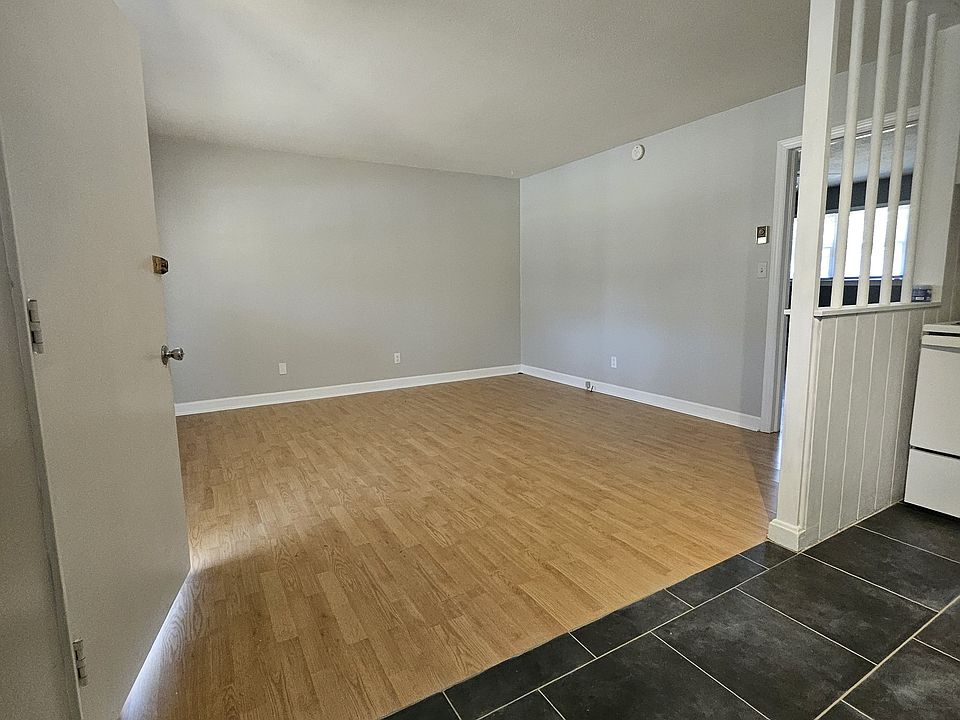 1st image of 4709 Evelyn Rd NW #3