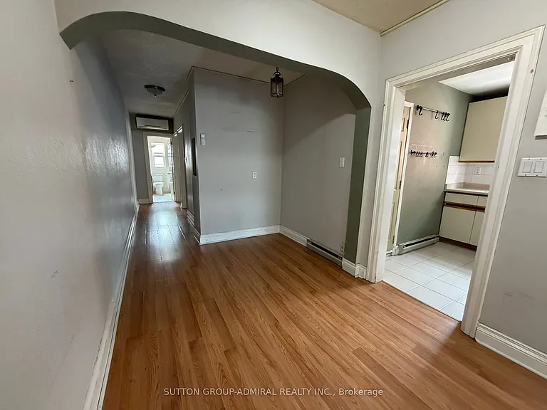 1188 Avenue Rd #4 — Photo 7