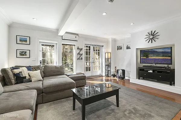 Rented by Corcoran | media 10