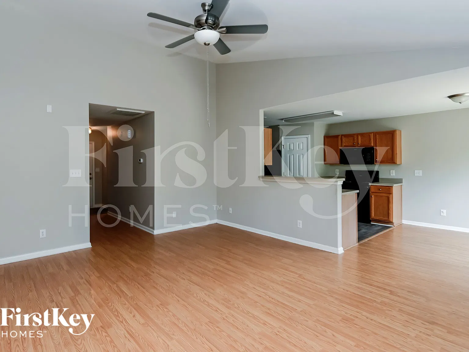 4 bed, 2.0 bath, 1590 sqft, $1,950 — Photo 4