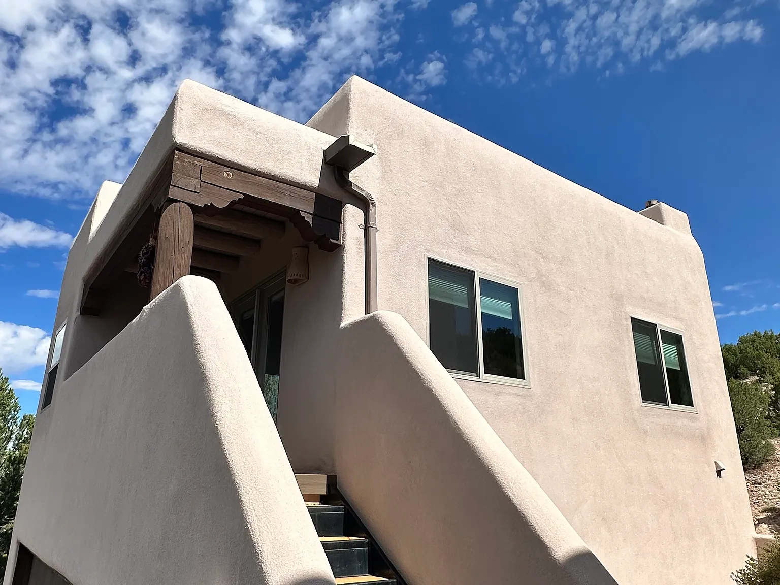 46 Tesuque Village Rd — Photo 4
