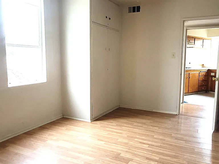 218 W Carson St #A — Photo 20