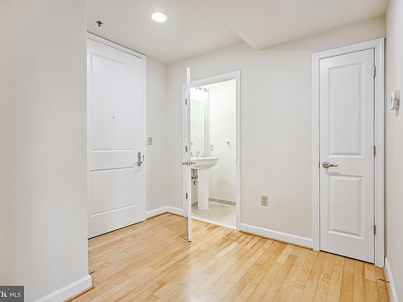 3rd image of 5750 Bou Ave Unit 605
