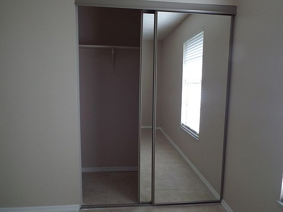 5th image of 1167 SW HOGAN Street
