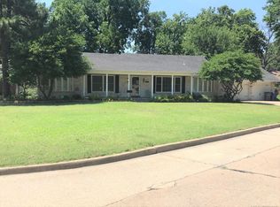 5222 S Sandusky Ave, Tulsa, OK 74135