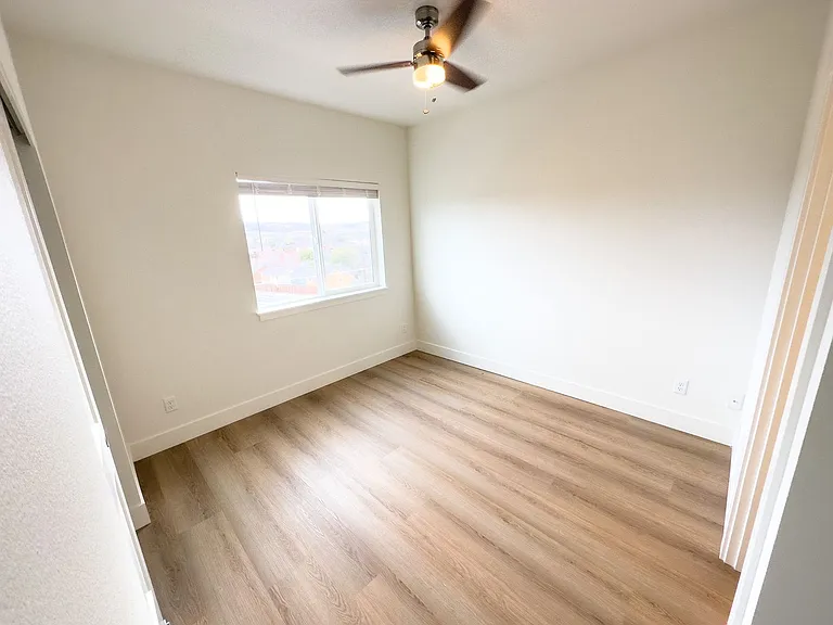Welcome to Sun Drive Townhomes! — Photo 38