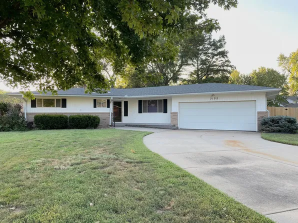 3102 Princeton Dr, Hutchinson, KS 67502
