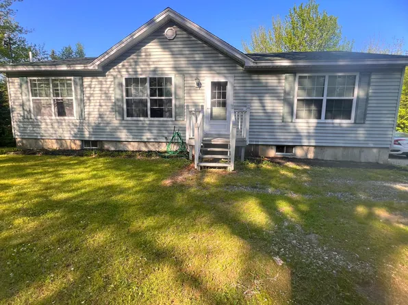 24 Forest Lane, Trenton, ME 04605