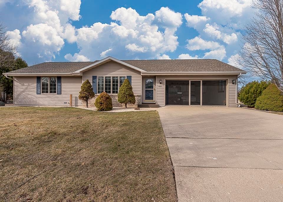 1st image of 4211 Greenbriar Dr