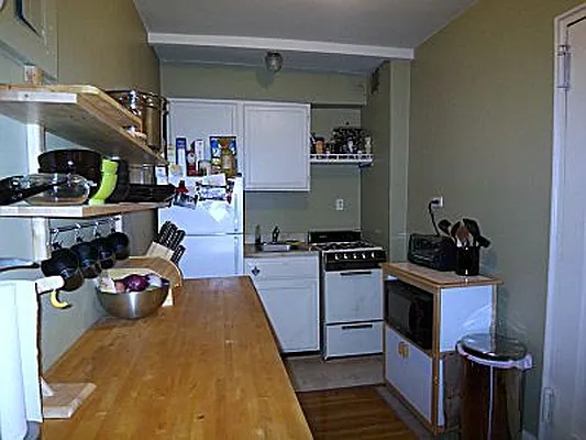 Sold by Anna Pinto Realty | media 43