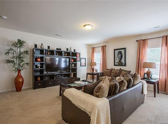5th image of 6908 Agava Lane