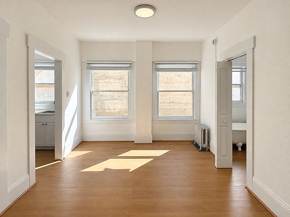 5th image of 929 Ofarrell St #3