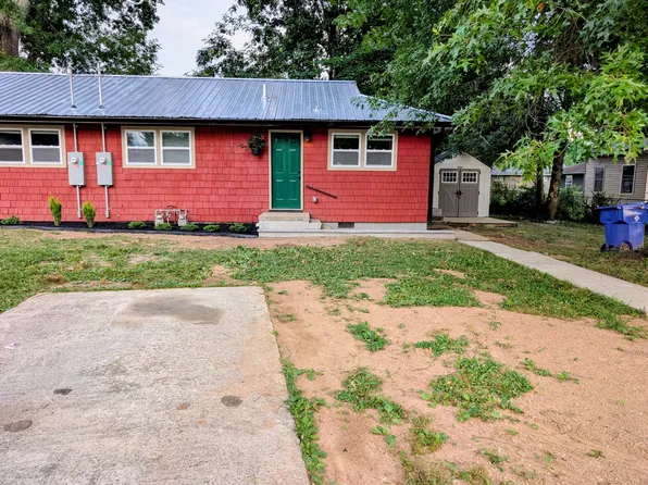 101 Marshall Cir, Oak Ridge, TN 37830