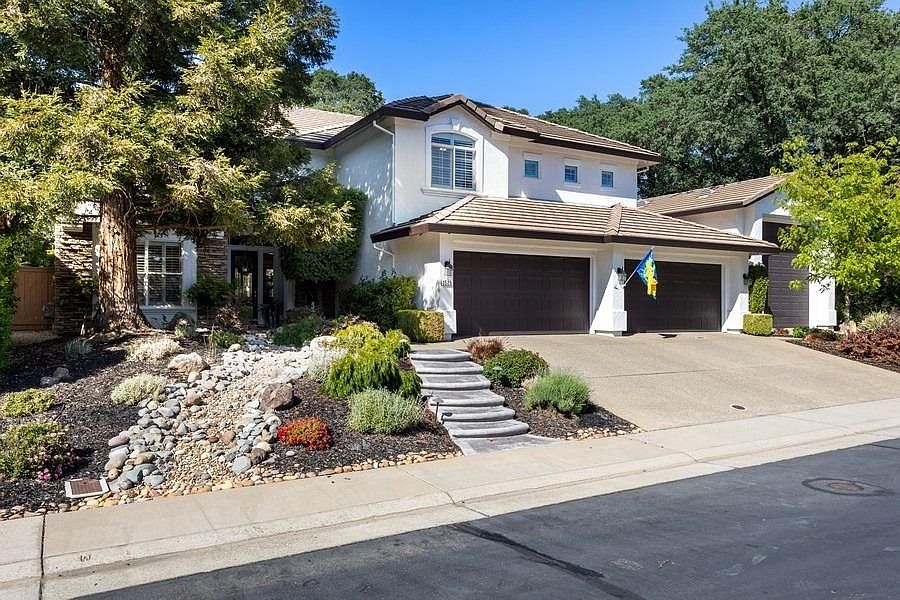 1st image of 1525 McMindes Dr