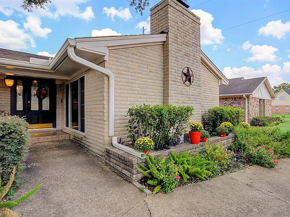 2nd image of 5439 Sue Marie Ln