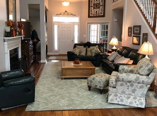 6941 Sunday Silence Ct, Gainesville, VA