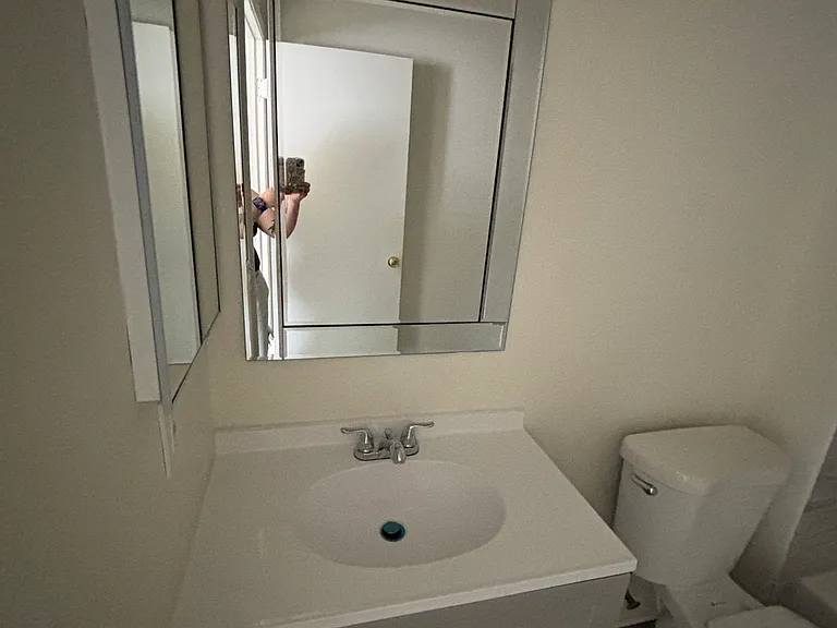 1134 E Avenue Q #5 — Photo 6