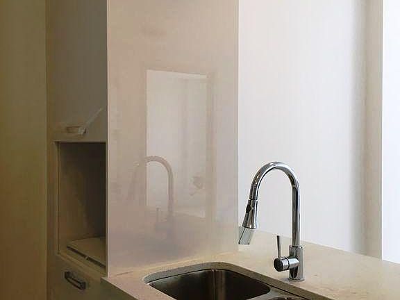 5th image of 1661 E 19th St #4Z
