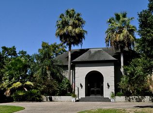 811 Briar Ridge Dr, Houston, TX 77057