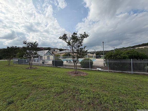 4th image of 542 WINDING RAVINE LOT 5