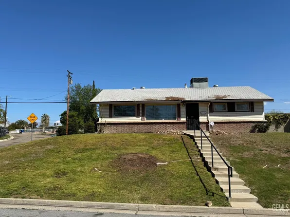 3217 N Bucknell St, Bakersfield, CA 93305