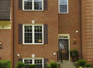 2927 Rensselaer Ct, Vienna, VA 22181