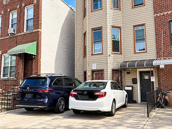 1726 79th St, Brooklyn, NY 11214