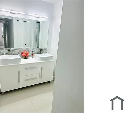 3 bed, 1200 sqft, $3,100 — Photo 3