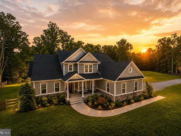11383 Lucky Hill Rd, Bealeton, VA 22712