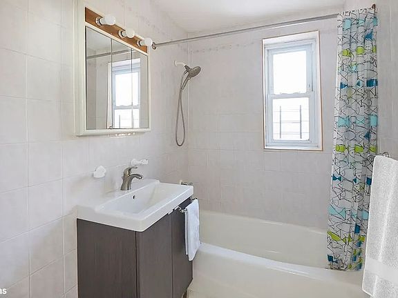 5th image of 110-15 71st Rd APT 3M