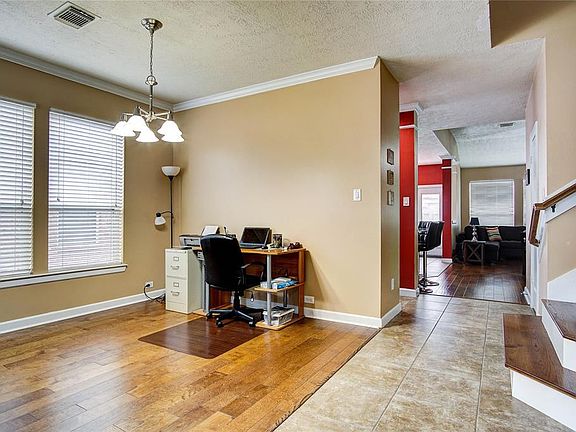 4th image of 15115 Summer Sunset Dr