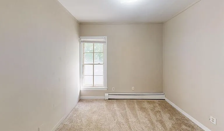 424 N State St #2 — Photo 4