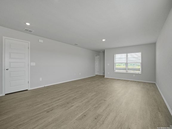 2nd image of 3121 Jarlsberg Ln