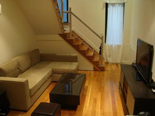 Rented by Nest Seekers International | media 34