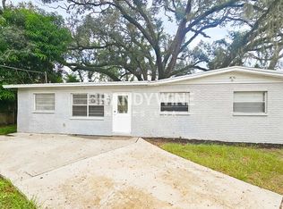 2402 E Bougainvillea Ave, Tampa, FL 33612