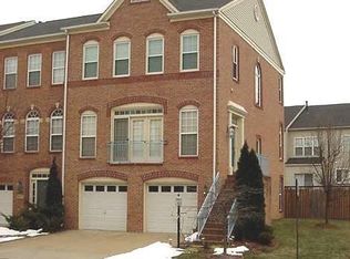 13599 Big Boulder Rd, Herndon, VA 20171