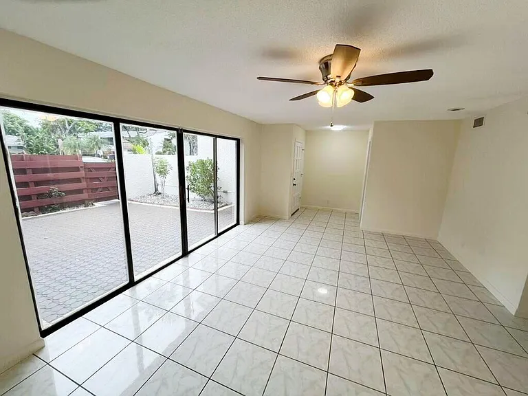 3094 Bermwood Ln #237 — Photo 16