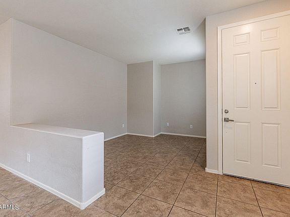 3rd image of 8883 W HOLLYWOOD Avenue
