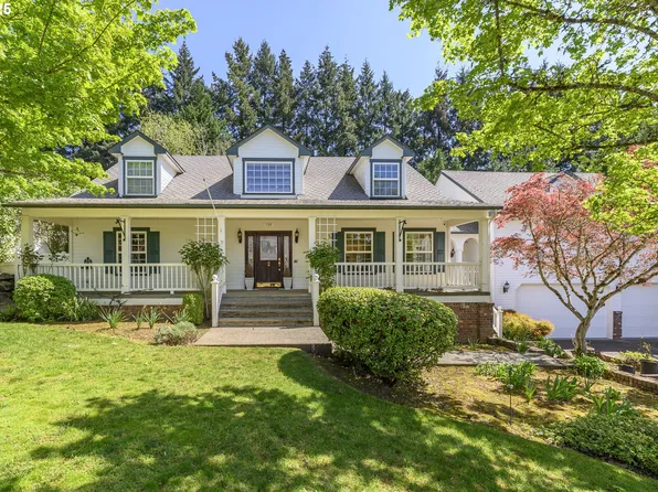 759 SW Carmen Heights Dr, Dundee, OR 97115