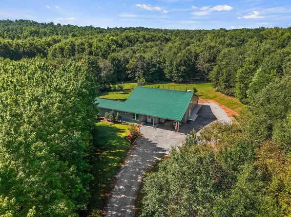 770 Dickson Rd, Campobello, SC 29322