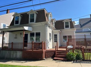 626 Wood St, Bristol, RI 02809