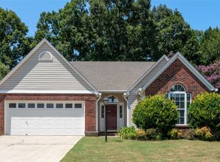 15 Hazelnut Ct, Taylors, SC 29687